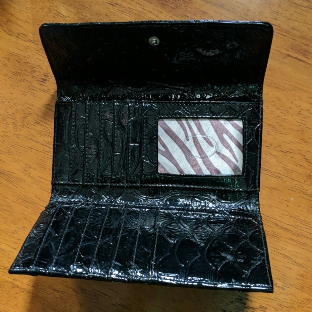 Guess Wallet - Picture 3 of 3